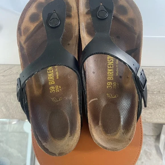 Womens Birkenstock Gizeh Sandal - Black size 39 (8) - Picture 3 of 6